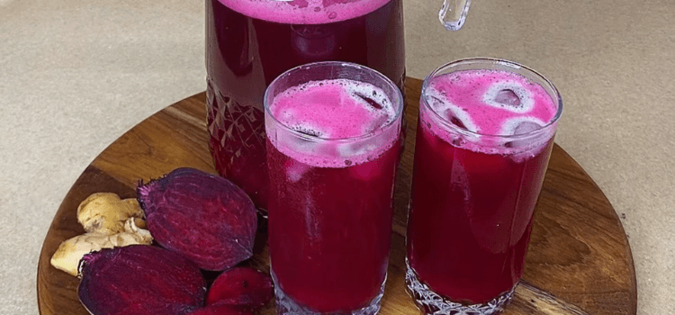 How to Make Beetroot Juice with a Blender